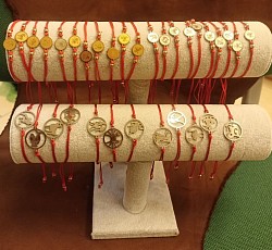 Bransoletki znaki zodiaku na czerwonym sznurku