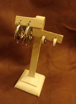 Kolczyki ze stali chirurgicznej w kolorze srebrnym